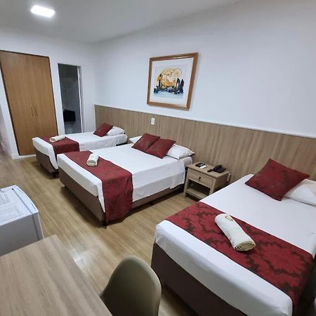 Max Hotel Núcleo Bandeirante Buitenkant foto