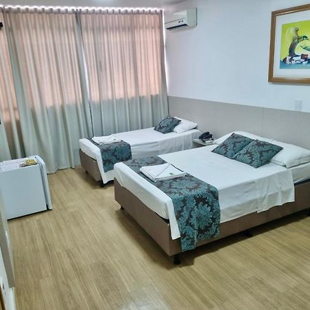 Max Hotel Núcleo Bandeirante Buitenkant foto