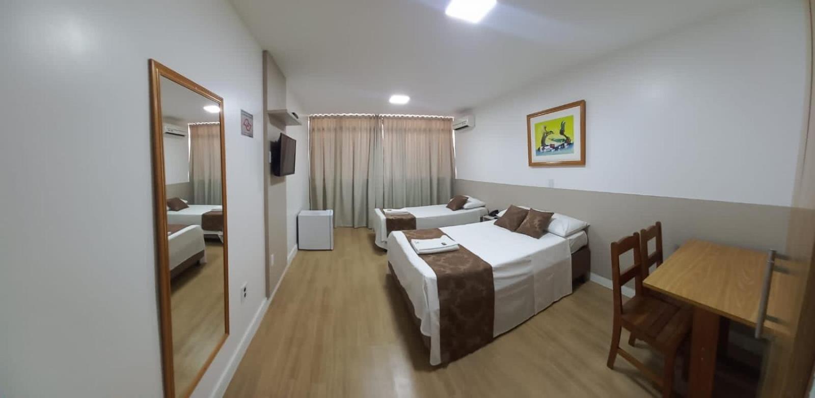 Max Hotel Núcleo Bandeirante Buitenkant foto