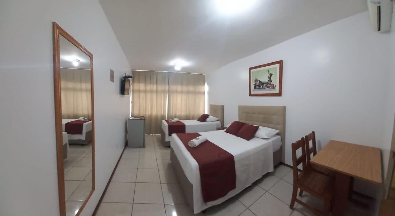 Max Hotel Núcleo Bandeirante Buitenkant foto