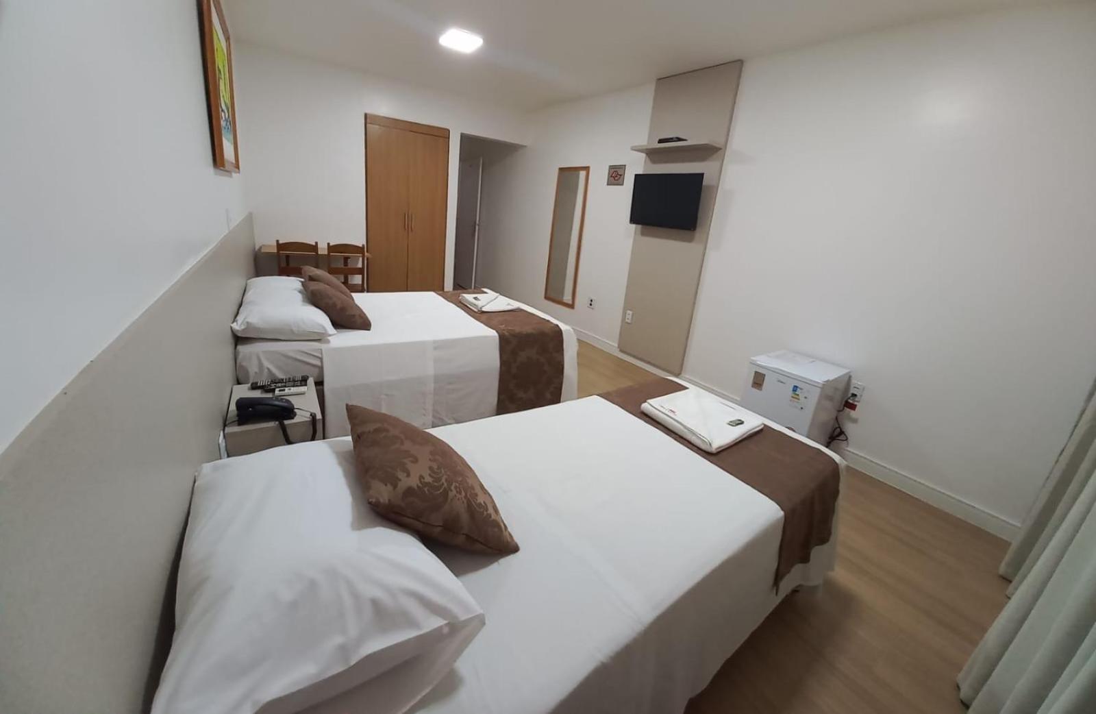 Max Hotel Núcleo Bandeirante Buitenkant foto