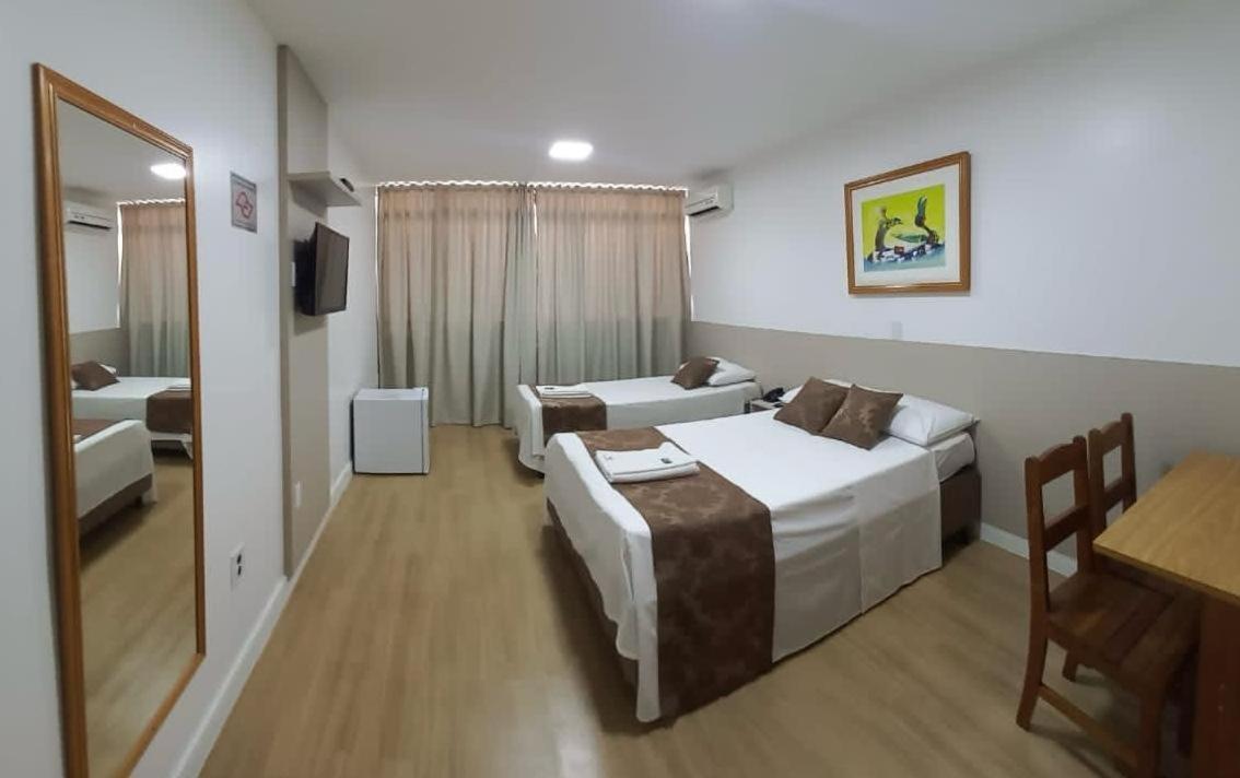 Max Hotel Núcleo Bandeirante Buitenkant foto