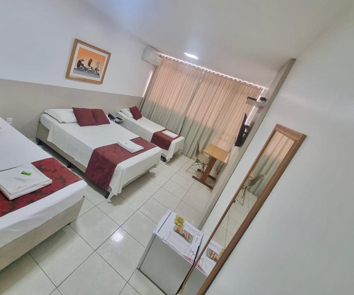 Max Hotel Núcleo Bandeirante Buitenkant foto